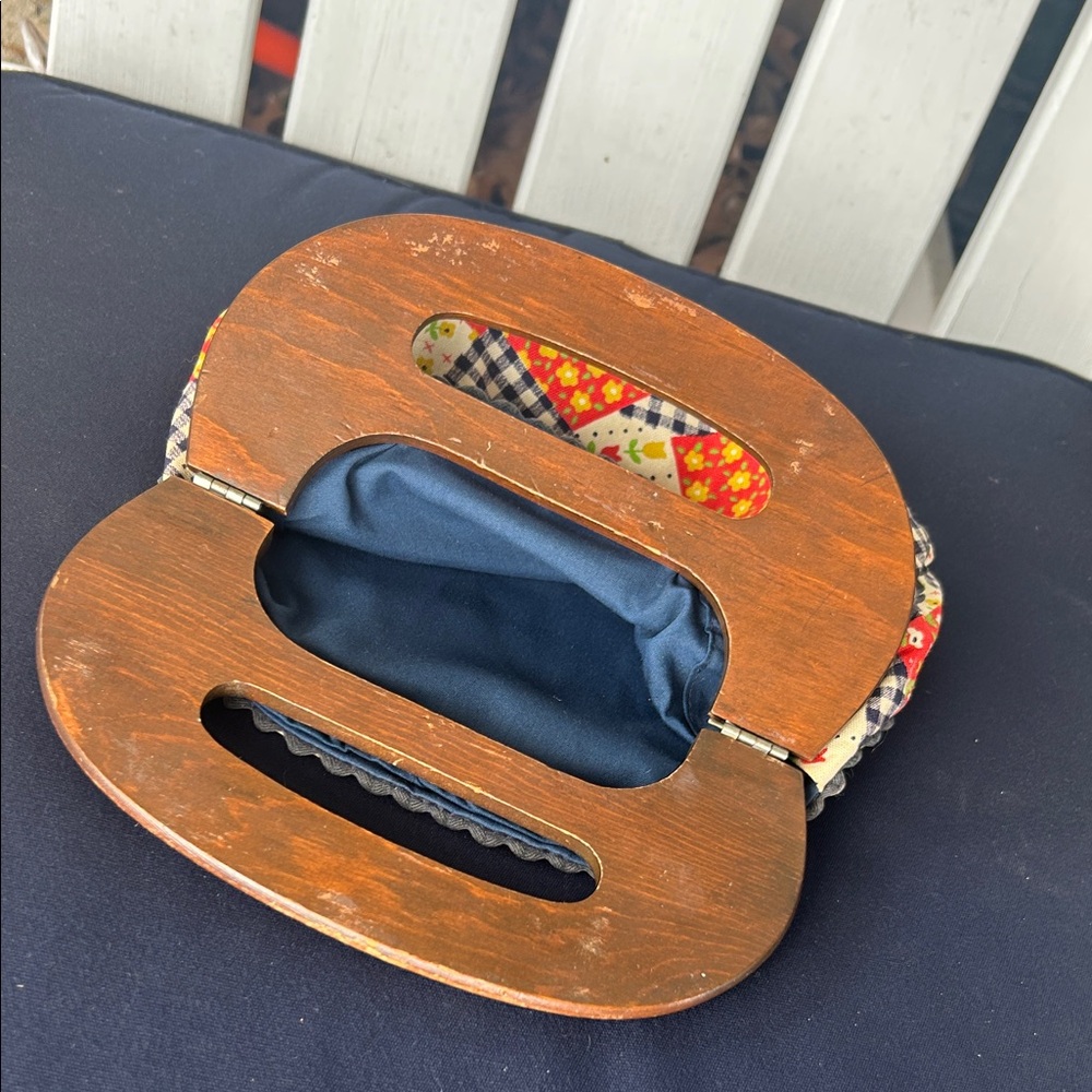 Vintage Patchwork Bermuda Bag with Wooden Handle - Picture 8 of 8
